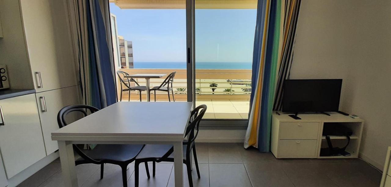 Апартаменты 20 M2 De Terrasse Face A La Mer A Canet En Roussillon Экстерьер фото